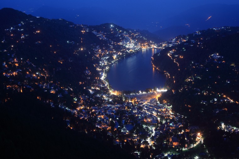 CHEENA PEAK AT NIGHT