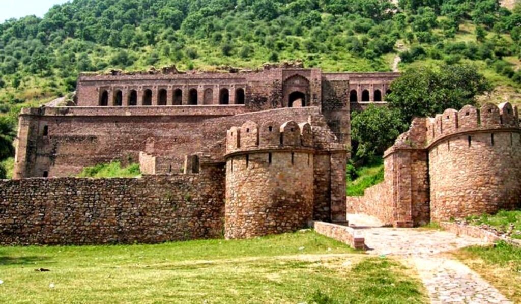 Bandhavgarh fort