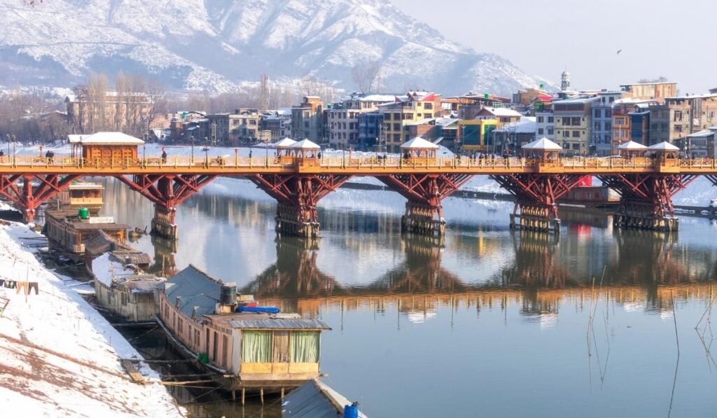 places to visit in srinagar