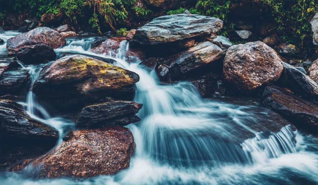 Bhagsu Waterfalls- mcleodganj