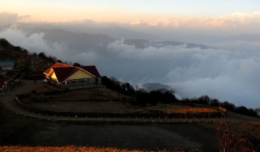 Dhotrey-Tonglu-Top-Thrilling-night-trek-situated-just-a-few-miles-away-from-Darjeeling