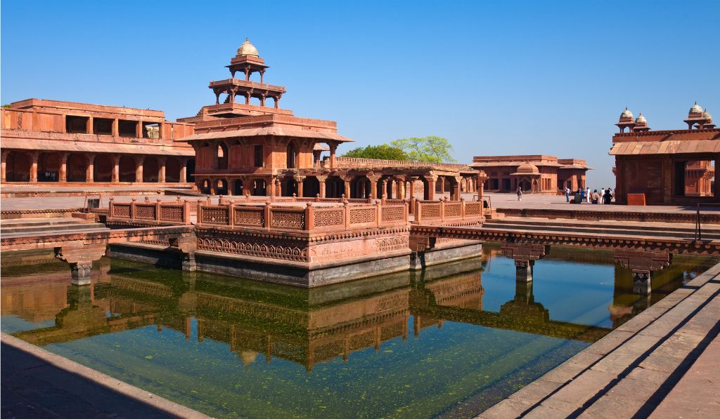 best places to visit in agra