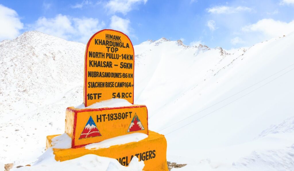 Khardung La Pass- ladakh