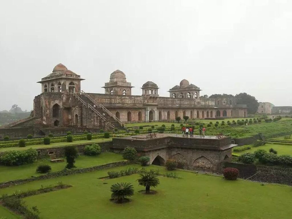 The beautiful Mnadu in Madhya Pradesh