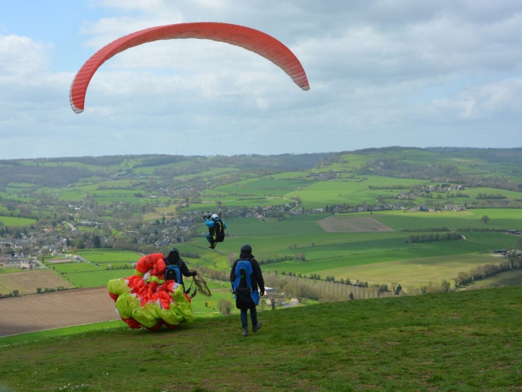 Best Paragliding in India
