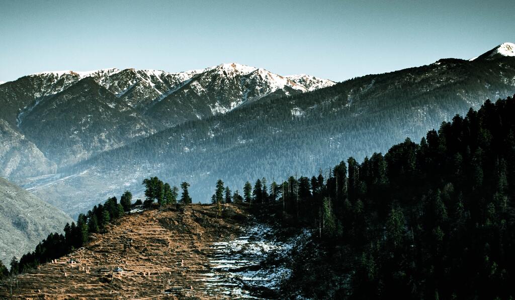 Tirthan valley