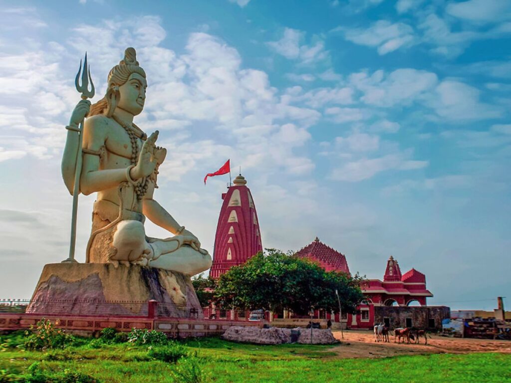 Nageshwar Jyotirlinga, a revered temple dedicated to Lord Shiva in Dwarka