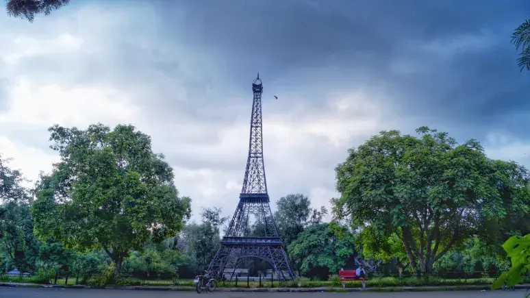 Eiffel Tower - Best Places to visit in Chandigarh for Couples