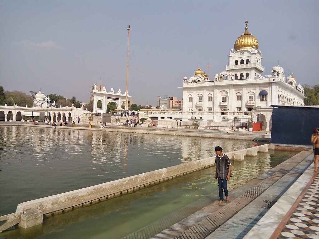 Gurudwara Bangla Sahib - Spiritual Places to Visit in Delhi with Family