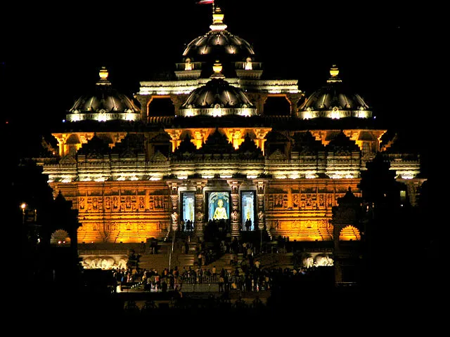 Akshardham Temple Night View