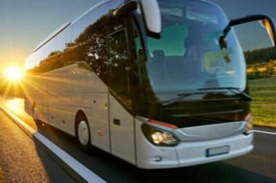 Sustainable Travel: The Environmental Benefits of Choosing Bus Transportation