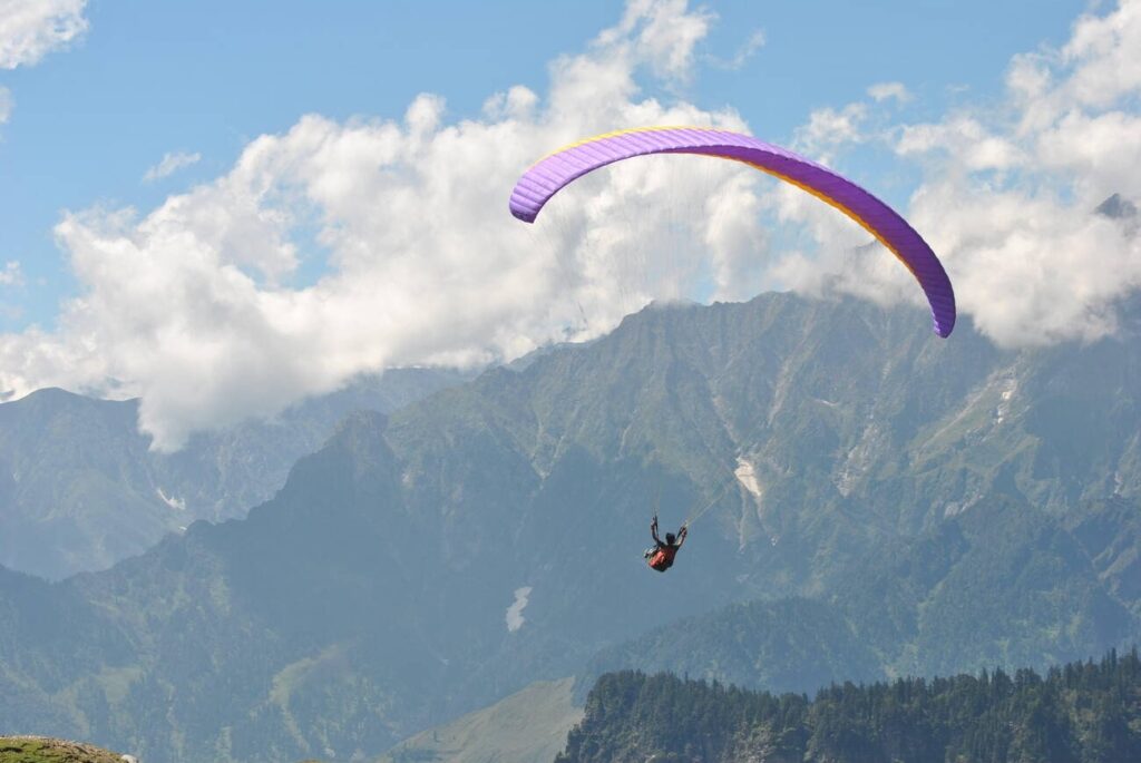 Paragliding - in - bir - himachal - pradesh - India