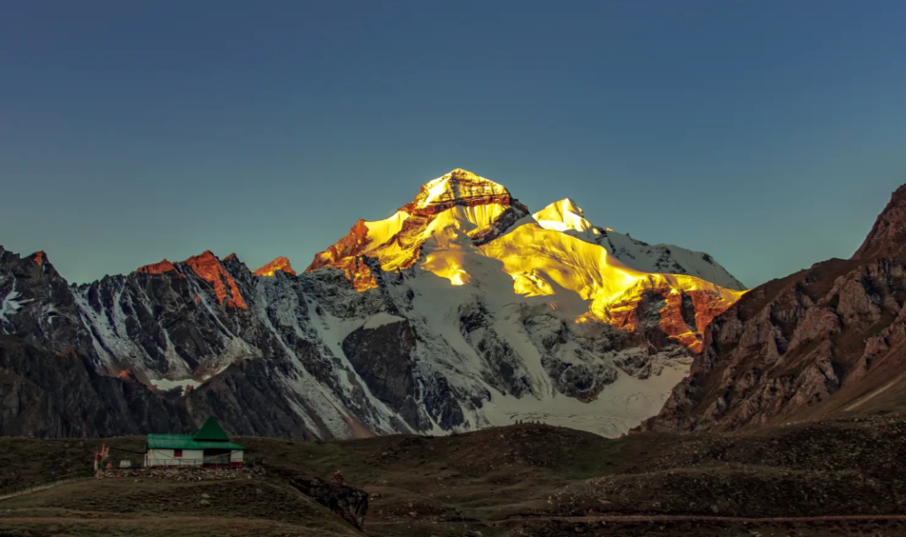 mount-kailash-om-parvat-yatra