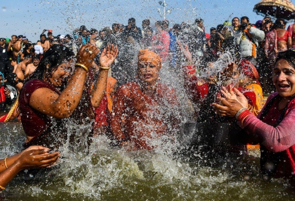 gettyimages-1083176088-1024x1024_-_Kumbh_2019-transformed